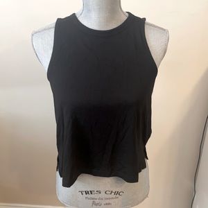 old navy black tank top